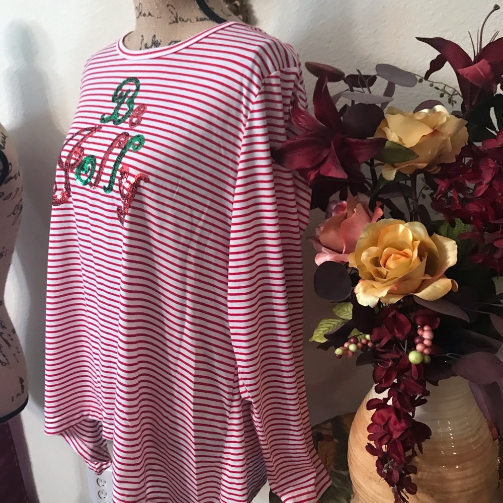 🎄Christmas Tee🎄 - Picture 3 of 6